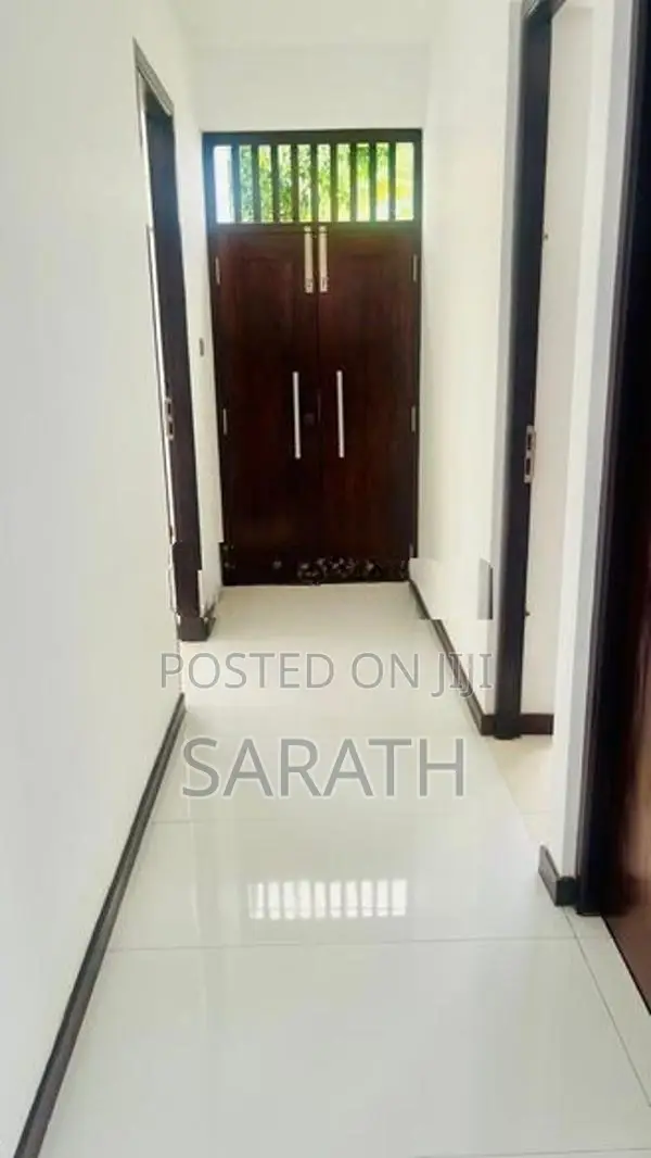 Luxury 3 Storied House In Boralesgamuwa