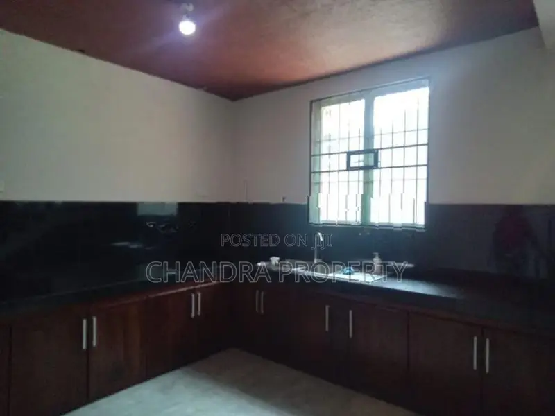 Newly Built Luxury House For Immediate Sale in Kandana