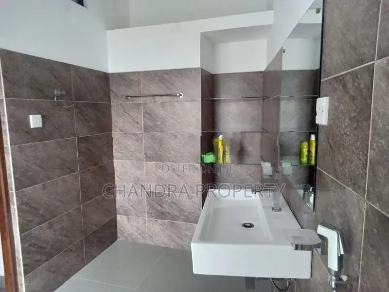 Newly Built Luxury House For Immediate Sale in Kandana