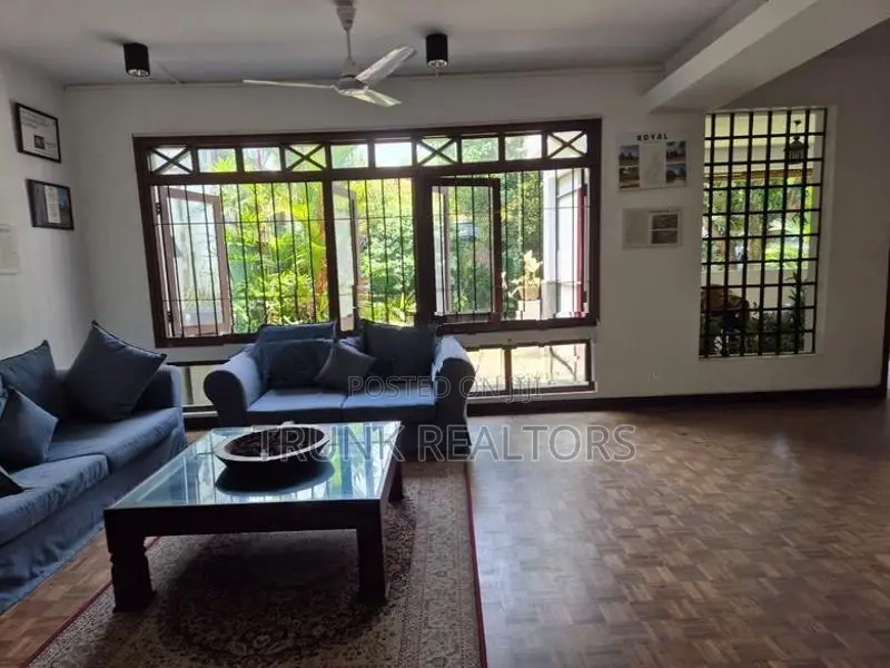 Colombo 07 05BR House For Sale (NK11292)