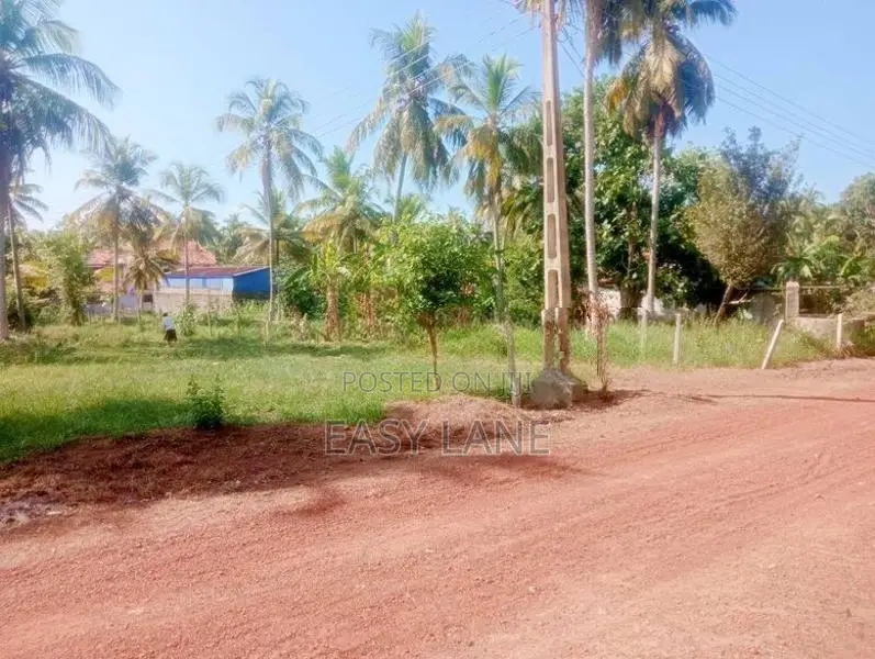 Land for sale in naththandiya
