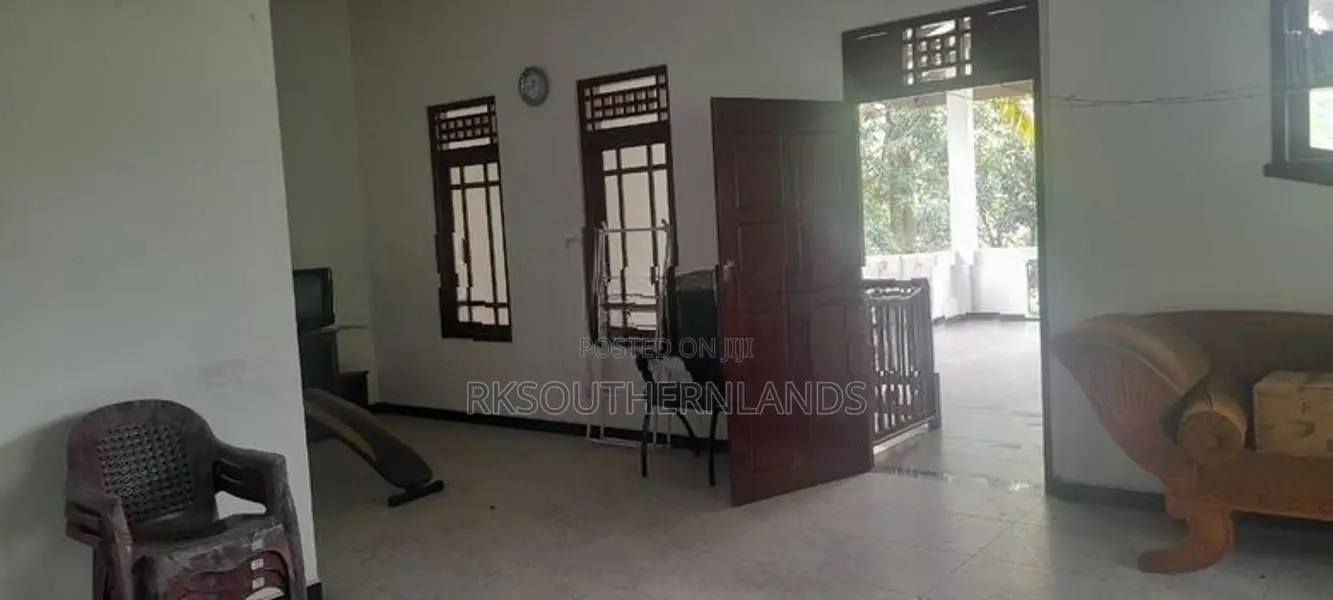 Two storey house for sale in Nawagamuwa Kaduwela