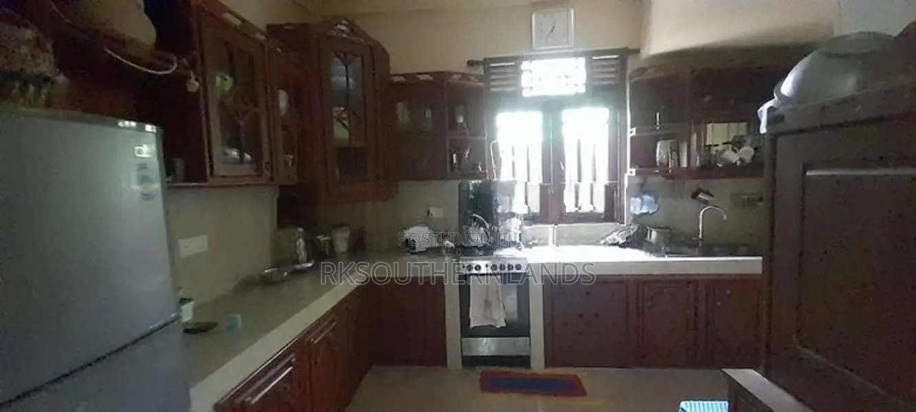 Two storey house for sale in Nawagamuwa Kaduwela