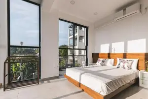40P Mix-Development Office & Apartment Building in Colombo 5 FOR SALE