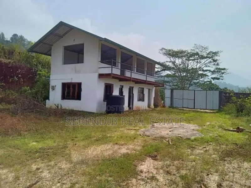 12 Acres land Rent in Matale