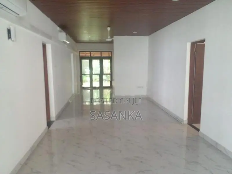Battaramulla Jayanthipura 3000 Sqft Office Space For Rent