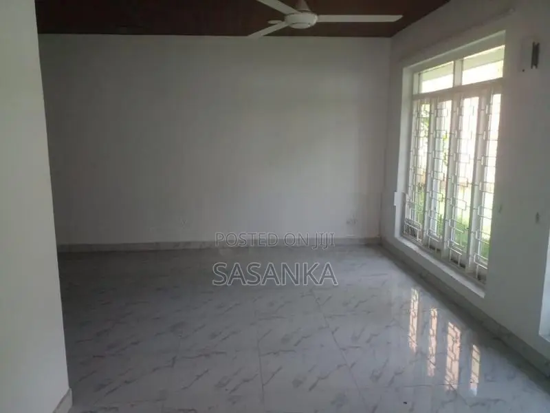 Battaramulla Jayanthipura 3000 Sqft Office Space For Rent