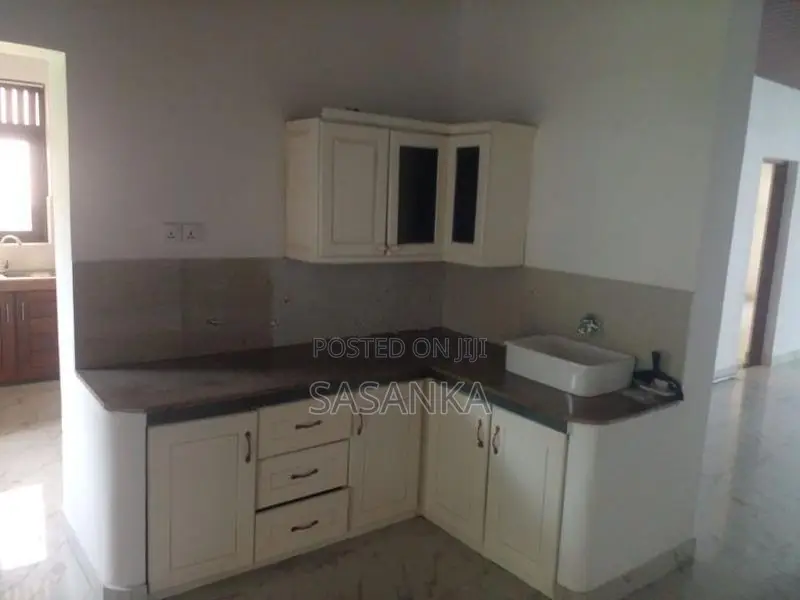Battaramulla Jayanthipura 3000 Sqft Office Space For Rent