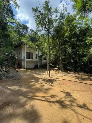 3BED HOUSE FOR SALE IN KANDY (SP1214)