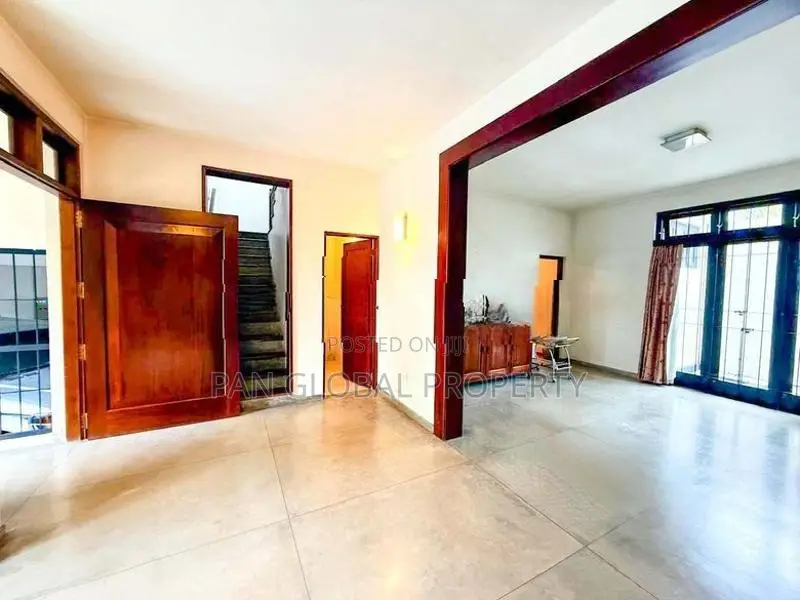 House for Sale in Thalawathugoda