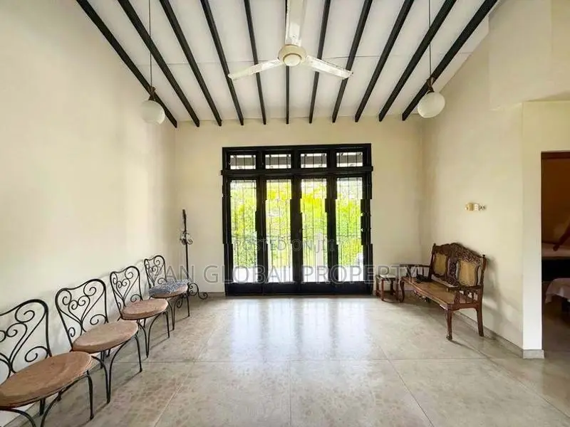 House for Sale in Thalawathugoda