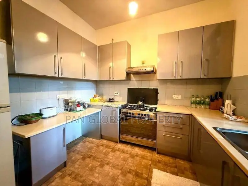 House for Sale in Thalawathugoda