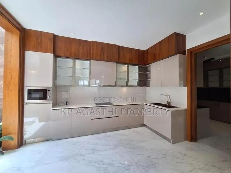 architecture desing luxury house for sale battaramulla