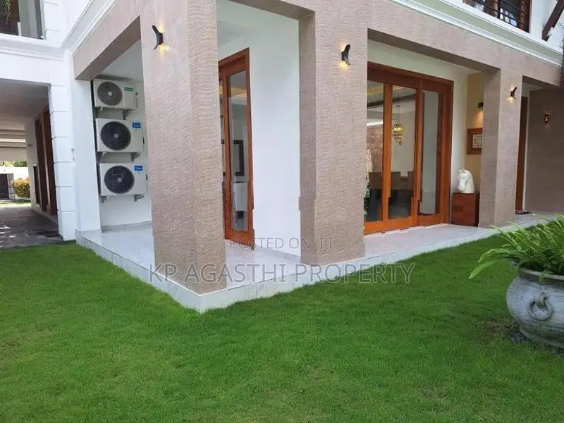 architecture desing luxury house for sale battaramulla