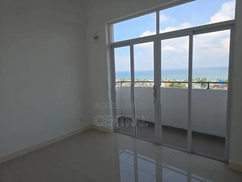 4 Bedroom Apartment for Sale in Barrington Tower, Dehiwala (C7-9367)