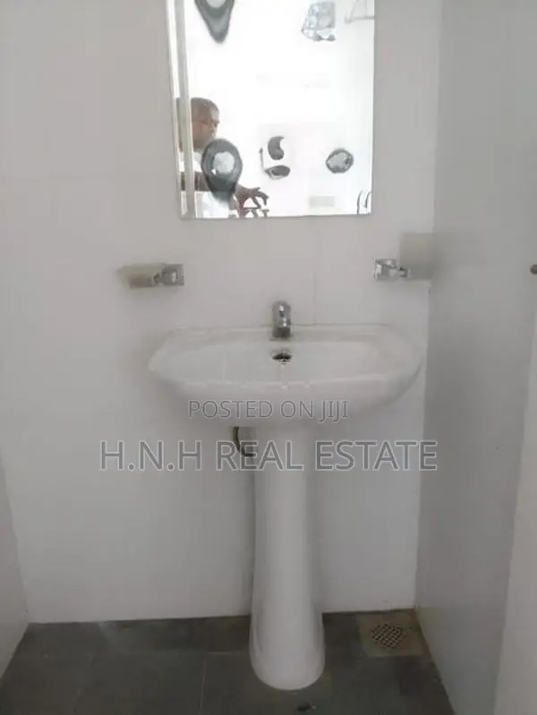 Single store house for rent in rajagiriya