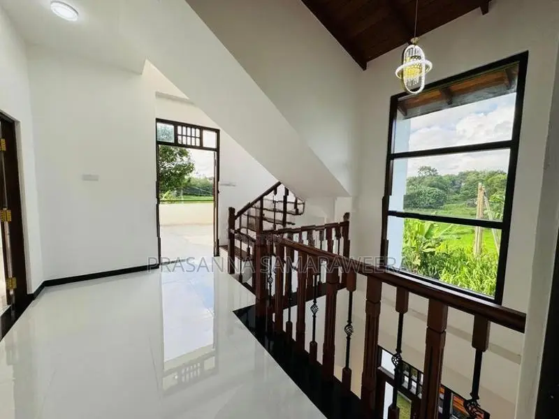 Brand new super house in piliyandala 120 road