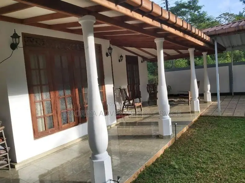 Charming Single-Storey House for Sale in Watareka