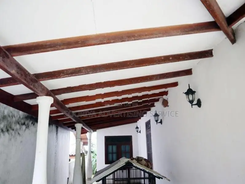 Charming Single-Storey House for Sale in Watareka
