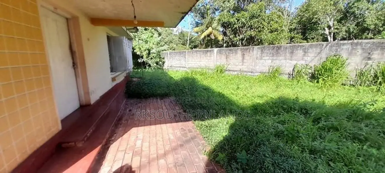 House for sale in wewahamanduwa matara.