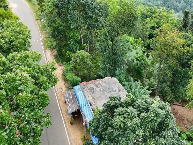 Prime Commercial Land for Sale in Theldeniya