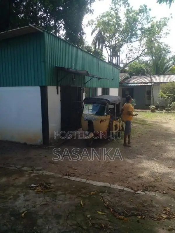 Battaramulla 3000Sqft 30 Perches WareHouse For Rent