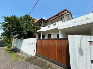 4 Bedrooms House for Sale in Malabe, Jothipala Mawatha