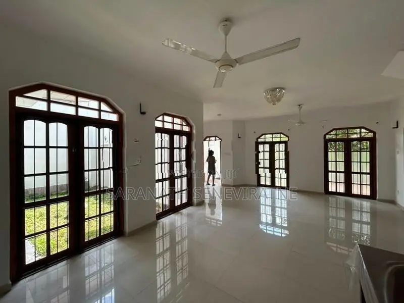 4 Bedrooms House for Sale in Malabe, Jothipala Mawatha