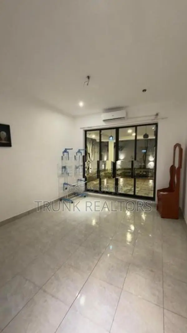 Moratuwa 04BR House For Sale (NK11300)