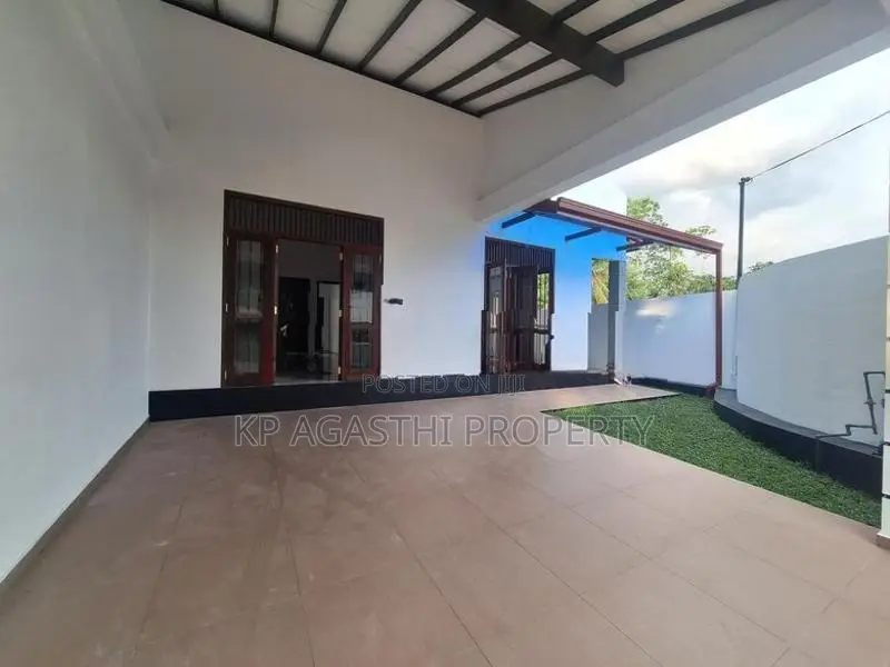 brand new house for sale in Battaramulla