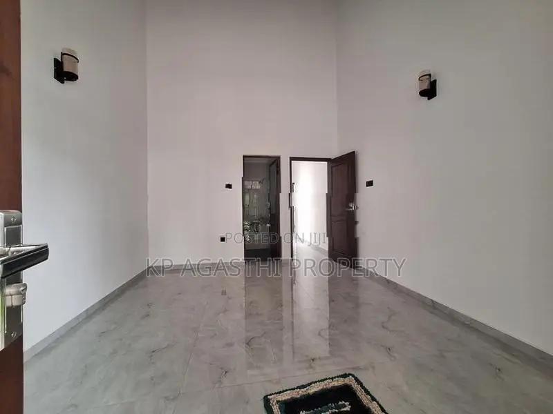 brand new house for sale in Battaramulla