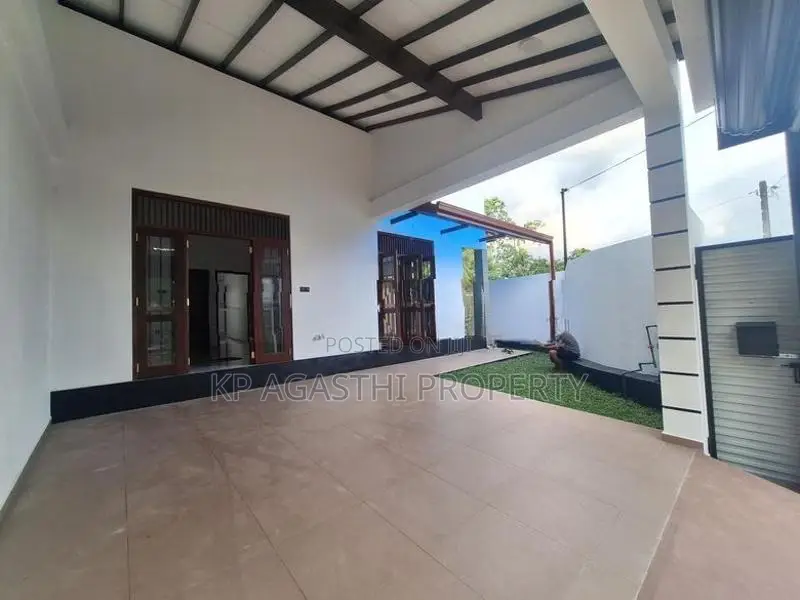 brand new house for sale in Battaramulla