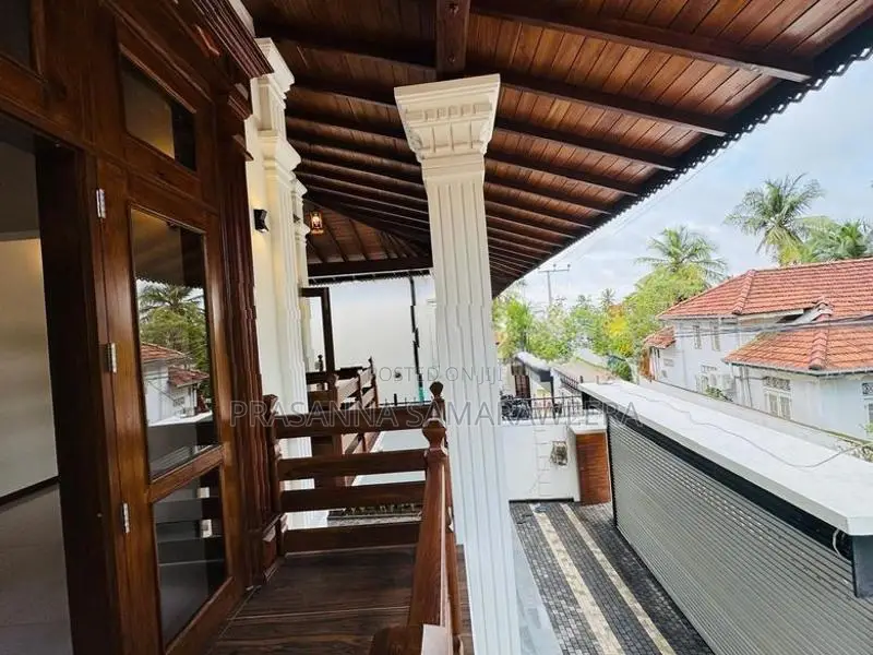 Brand New solid 2 Story House-piliyandala