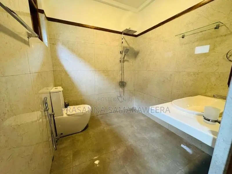 Brand New solid 2 Story House-piliyandala