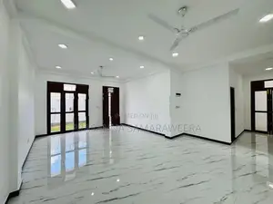 Brand New solid super luxury piliyandala