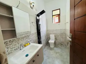 Brand New solid super luxury piliyandala