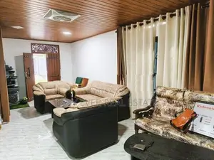නිට්ටඹුව මල්වත්ත ගුරු විද්‍යාල පාරෙන් අංග සම්පූර්ණ නිවසක්