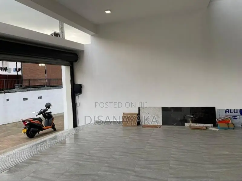 Super Luxury Two Storey House for Sale in Battaramulla Ds6700