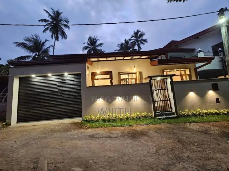 BRAND NEW SINGLE HOUSE FOR SALE IN KOTTAWA HORAN ROAD DIYAGAMA