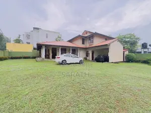 40 P With Luxury House In Talawatugoda