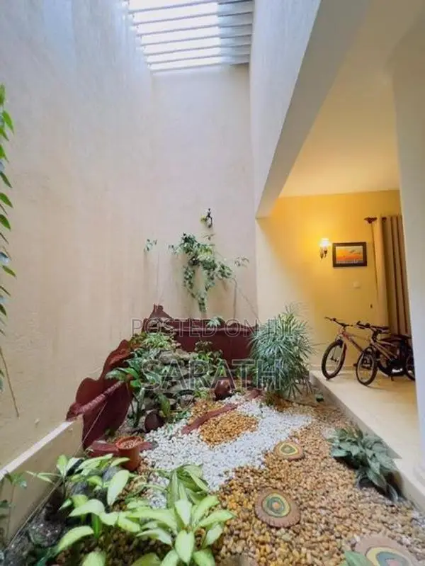 40 P With Luxury House In Talawatugoda