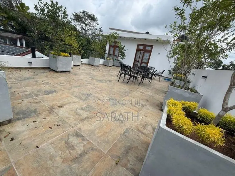 Super Luxury House Sale Battaramulla