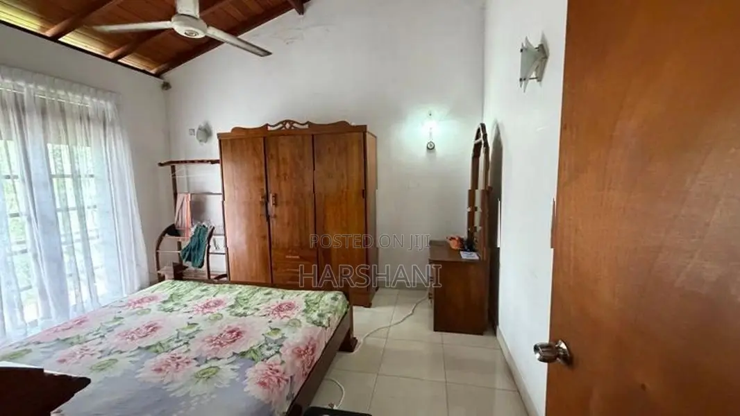 Solar Powered Spacious 3 Story House Close to Kohuwala, & Nugegoda