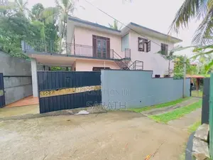 Well Maintained Upstairs House Sale Malabe