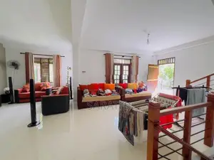 Well Maintained Upstairs House Sale Malabe