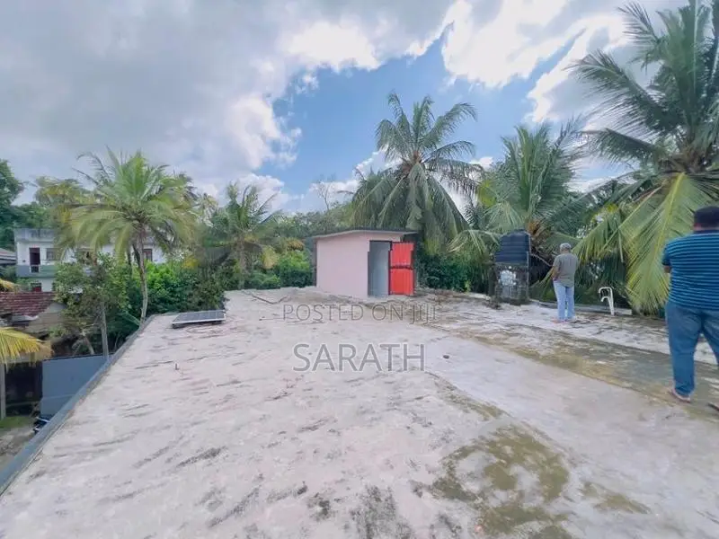 Well Maintained Upstairs House Sale Malabe