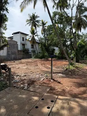 Rattanapitiya Andiris Mawatha 10 perches Two Blocks For Sale