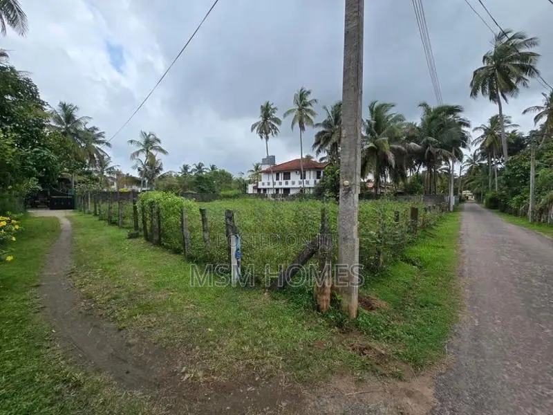 Valuable Land For Sale in Negombo