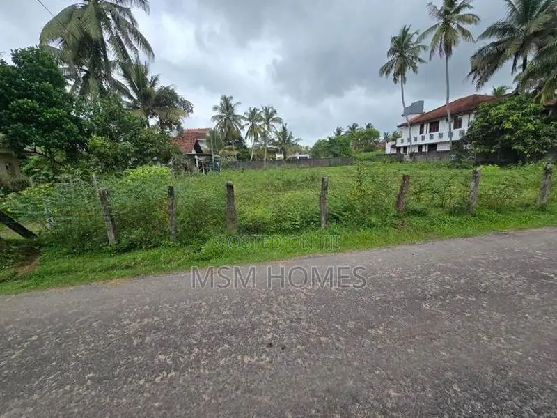 ඉතාමත් වටිනා පර් 40ක ඉඩම විකිණිමට තිඹිරිගස්කටුවම මීගමුව