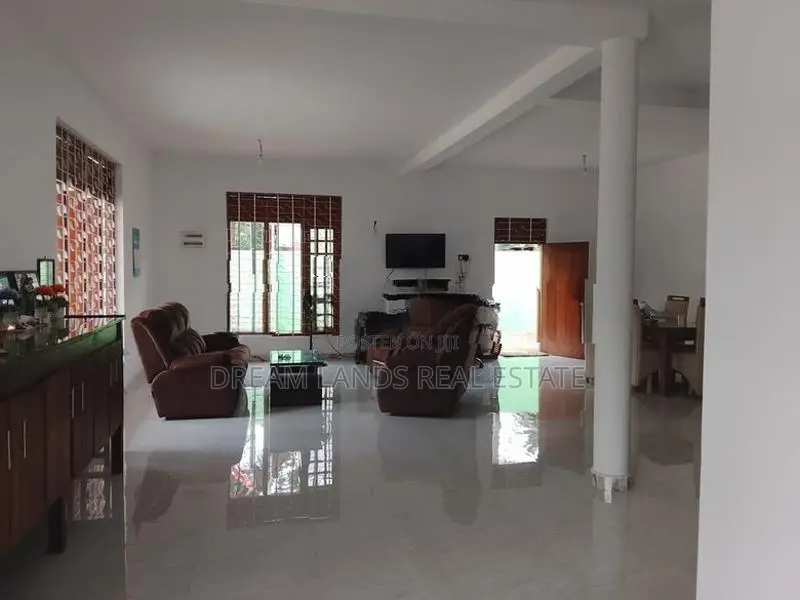 3BED HOUSE FOR SALE IN UDUPILA WITH FURNITURE (SP1220)